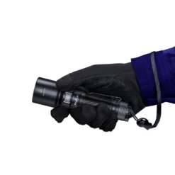 Fenix C7 Luminus SST70 Cool White LED Flashlight - Black -Outdoor Gear Shop C7 03