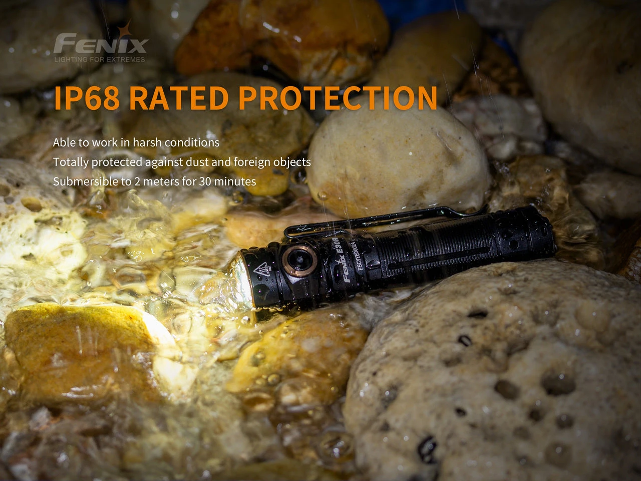 Fenix E30R Luminus SST40 LED Flashlight BLACK 12 Fenix E30R Luminus SST40 LED Flashlight BLACK - Image 10