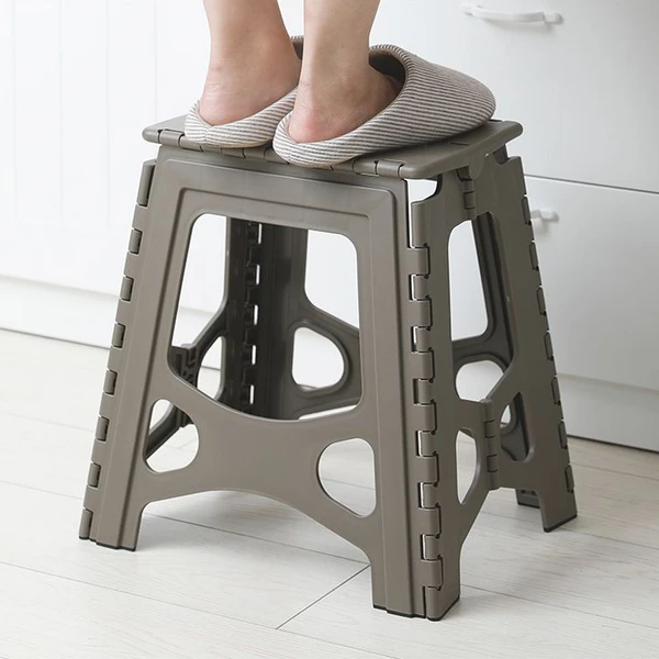 Tenma Low Leg Portable Folding Stool Army Green 6 Tenma Low Leg Portable Folding Stool Army Green - Image 4