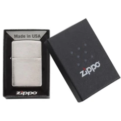 Zippo 200 Classic Brushed Chrome - Refillable Windproof Lighter -Outdoor Gear Shop zippo 200 4